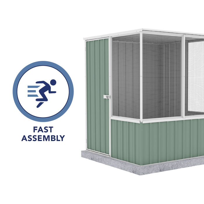 Absco Chicken Coop 5' x 5' highlighting the Fast Assembly feature.