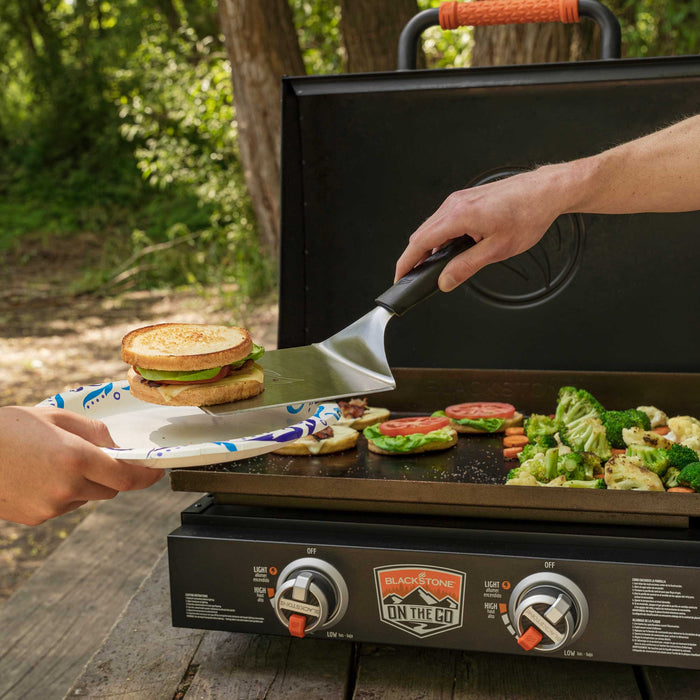 Blackstone On The Go 22in Tabletop Griddle with Hood- 1968