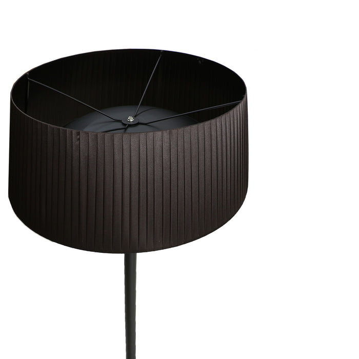 The Standing heater's lampshade is shown from a side angle, displaying its elegant design and large size.