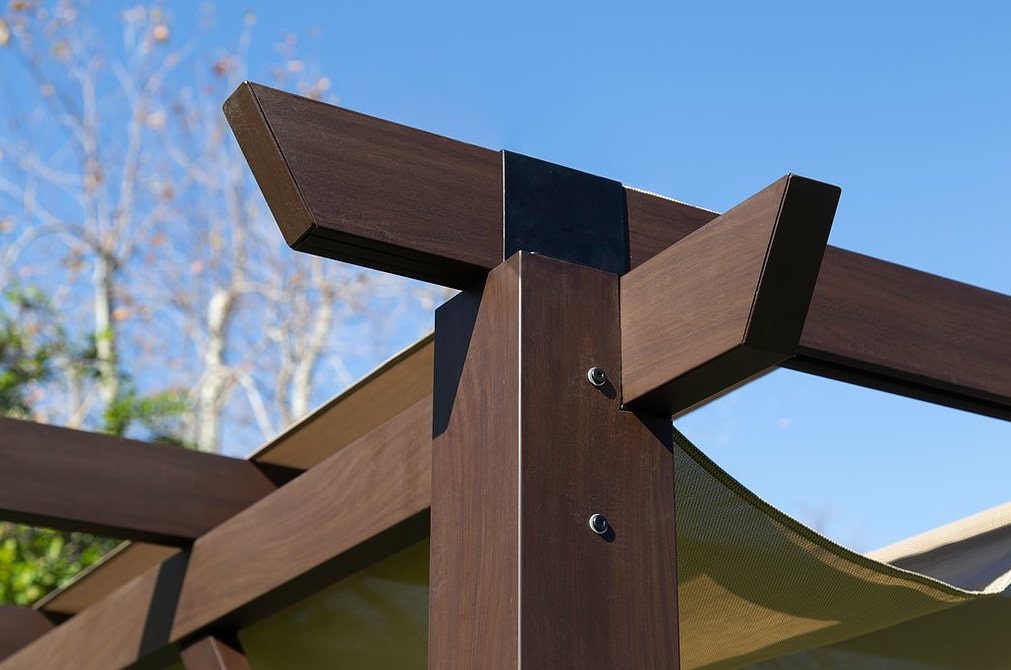 Paragon outdoor modena pergola close up of the roof assembly